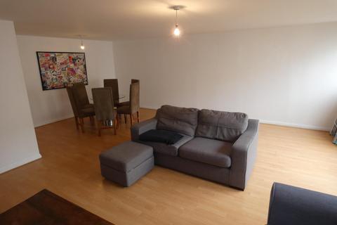 3 bedroom apartment to rent, ACT545 Wallace Street, Glasgow G5