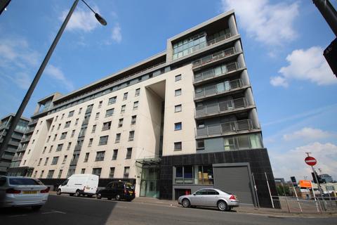 3 bedroom apartment to rent, ACT16 Wallace Street , Glasgow G5