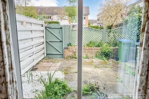 3 bedroom end of terrace house for sale, Bedster Gardens, West Molesey KT8