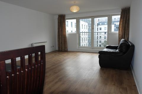 3 bedroom apartment to rent, Wallace Street, Glasgow G5