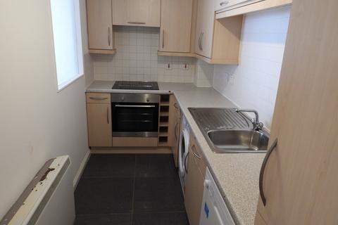 3 bedroom apartment to rent, Wallace Street, Glasgow G5