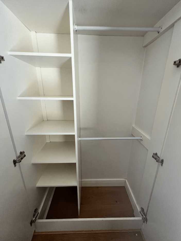 Room 6 - Built in Wardrobe