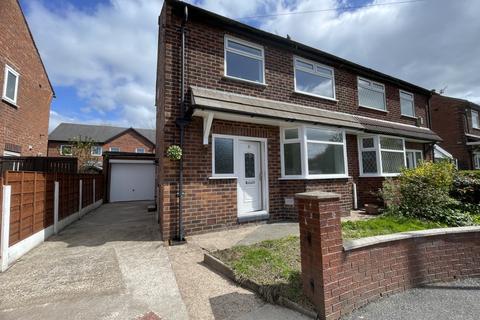 3 bedroom semi-detached house to rent, Aysgarth Avenue, Manchester, M18