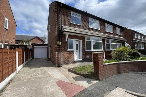 3 bedroom semi-detached house to rent, Aysgarth Avenue, Manchester, M18