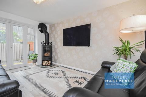 3 bedroom detached house for sale, Knowles View, Stoke-on-trent ST7