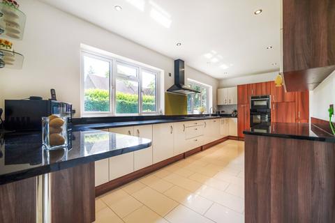 5 bedroom detached house for sale, Chapel Road, Rowledge, Farnham, GU10