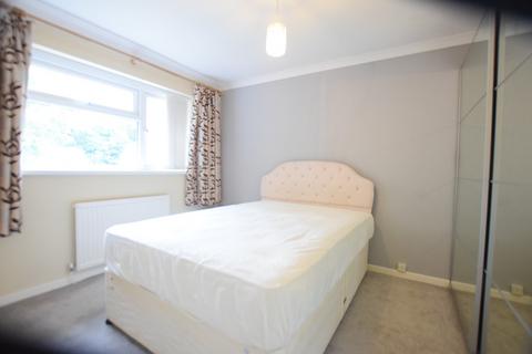 3 bedroom terraced house to rent, Clos Y Wiwer, Thornhill, Cardiff. CF14