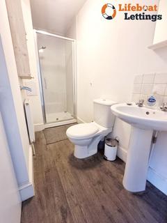 1 bedroom in a house share to rent, Dover CT17