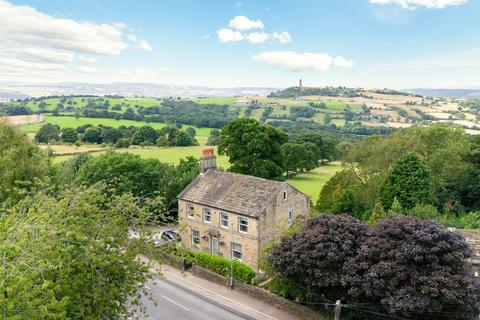 Heath Bank House, The Village, Farnley Tyas, HD4