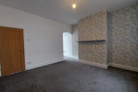2 bedroom terraced house to rent, Wren Street, Burnley BB12
