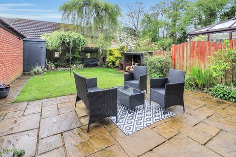 3 bedroom detached house for sale, Thornleigh Drive, Liversedge, West Yorkshire, WF15