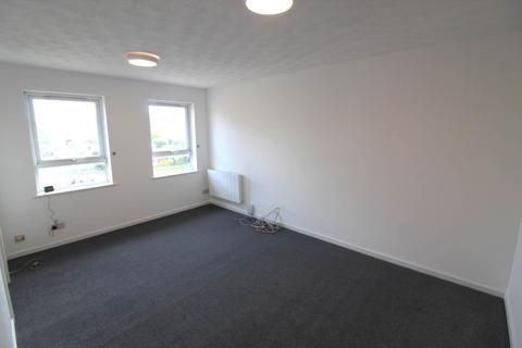 Studio to rent, Grasslands, Aylesbury HP20