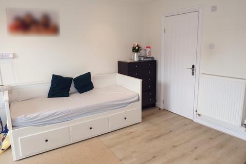 4 bedroom semi-detached house for sale, Dryden Crescent, Stevenage, Hertfordshire, SG2