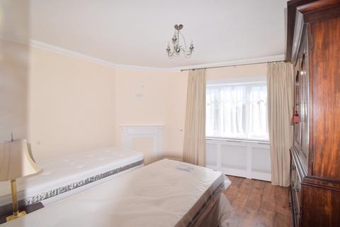 1 bedroom apartment to rent, Frinton-on-Sea CO13