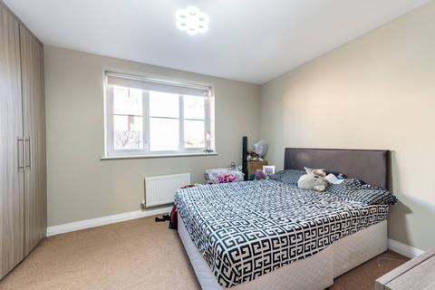 3 bedroom house for sale, Ealing Road, Northolt, UB5