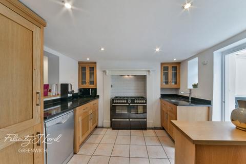 4 bedroom terraced house for sale, Greenwich, SE10 9PR