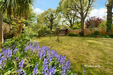 3 bedroom bungalow for sale, London Road, Cheam, Sutton, SM3