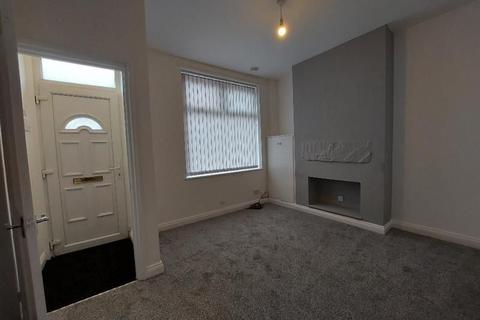 2 bedroom terraced house to rent, Healey Wood Road, Burnley BB11