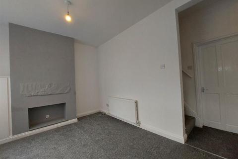 2 bedroom terraced house to rent, Healey Wood Road, Burnley BB11