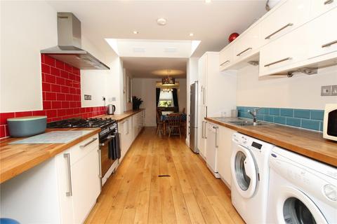 86 Waverley Road, London, SE18 7TJ