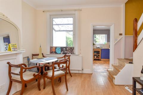2 bedroom terraced house for sale, Coombe Road, Brighton, East Sussex
