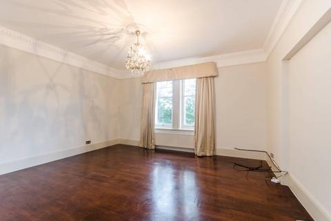 3 bedroom flat to rent, Arterberry Road, Wimbledon, London, SW20