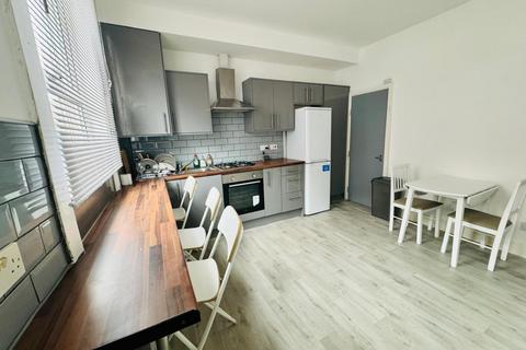 undefined, Leeds LS6
