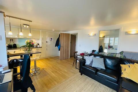 1 bedroom flat to rent, 167 Green Lanes, London N16