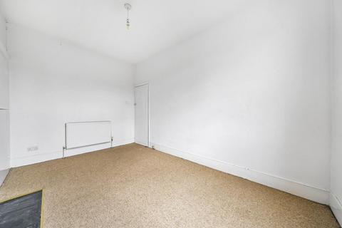 166 Verdant Lane, London, SE6 1LJ