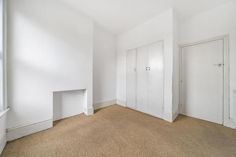 166 Verdant Lane, London, SE6 1LJ
