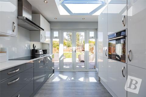 34 Kent Drive, Hornchurch, RM12 6TB