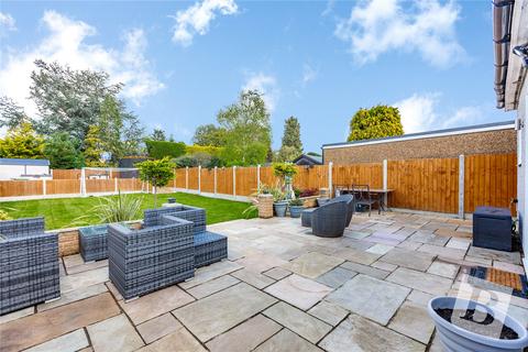 34 Kent Drive, Hornchurch, RM12 6TB