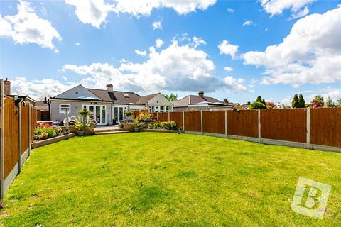 34 Kent Drive, Hornchurch, RM12 6TB