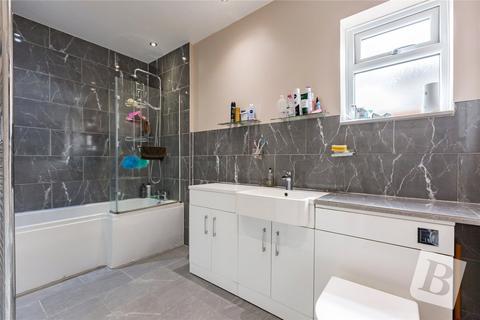 34 Kent Drive, Hornchurch, RM12 6TB