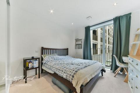 1 bedroom flat for sale, Kimpton Court, Murrain Road, N4