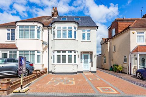 8 Windsor Road, Hornchurch, RM11 1PD
