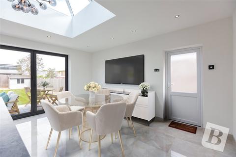 8 Windsor Road, Hornchurch, RM11 1PD