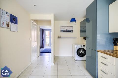 17 Brackley Crescent, Warwick, CV34 6XT