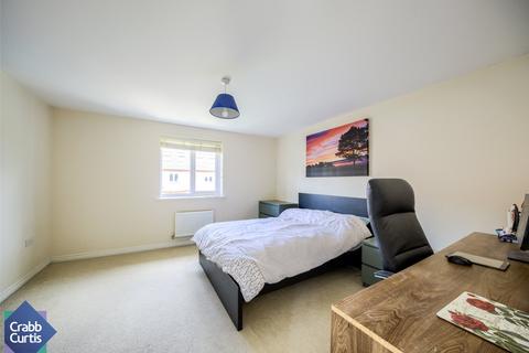 17 Brackley Crescent, Warwick, CV34 6XT