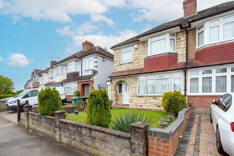 3 bedroom terraced house to rent, Sheepcot Lane, Watford, Hertfordshire, WD25