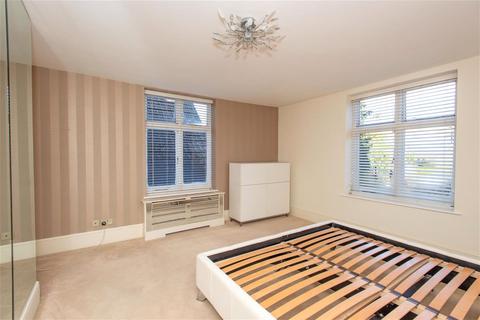 2 bedroom apartment to rent, Church Road, Shortlands, Bromley, Kent, BR2