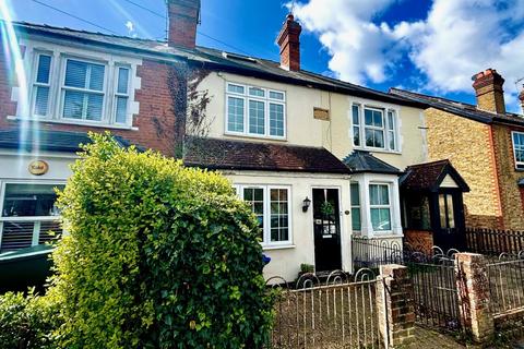 4 bedroom terraced house for sale, Harvest Road, Englefield Green, Egham, Surrey, TW20