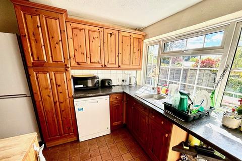 4 bedroom terraced house for sale, Harvest Road, Englefield Green, Egham, Surrey, TW20
