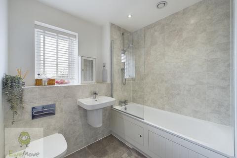 6 Gamma Court, Hoo, Rochester, ME3 9UL