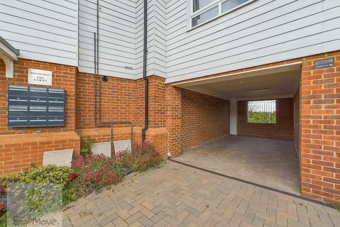 6 Gamma Court, Hoo, Rochester, ME3 9UL