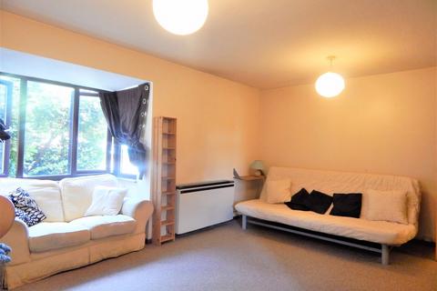 Studio for sale, Gilpin Close, Mitcham, Surrey