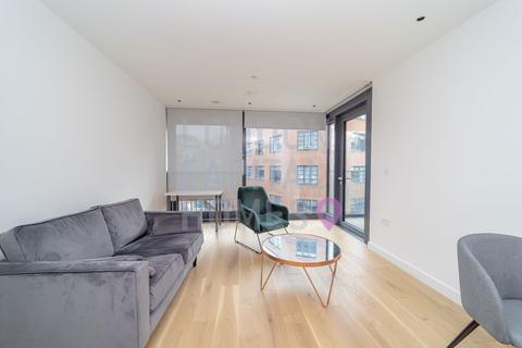 1 bedroom apartment for sale, Makers Building, 1 Jasper Walk, London, N1