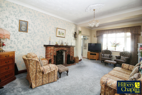 3 bedroom bungalow for sale, North Road, Havering-Atte-Bower, Romford, RM4