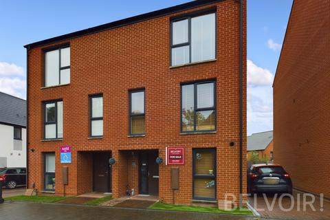 4 bedroom townhouse for sale, Bolt Lane, Telford TF1