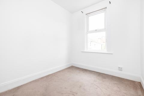 22 Vicarage Road, Croydon, CR0 4JS